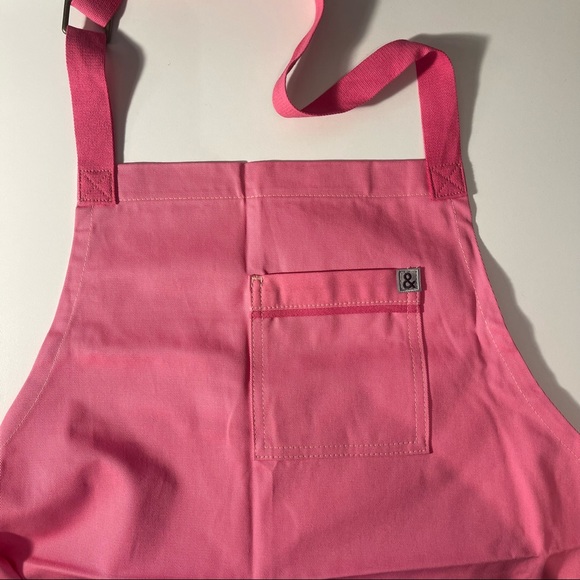 Hedley & Bennett Bubblegum Pink Carryall Apron - Picture 8 of 9